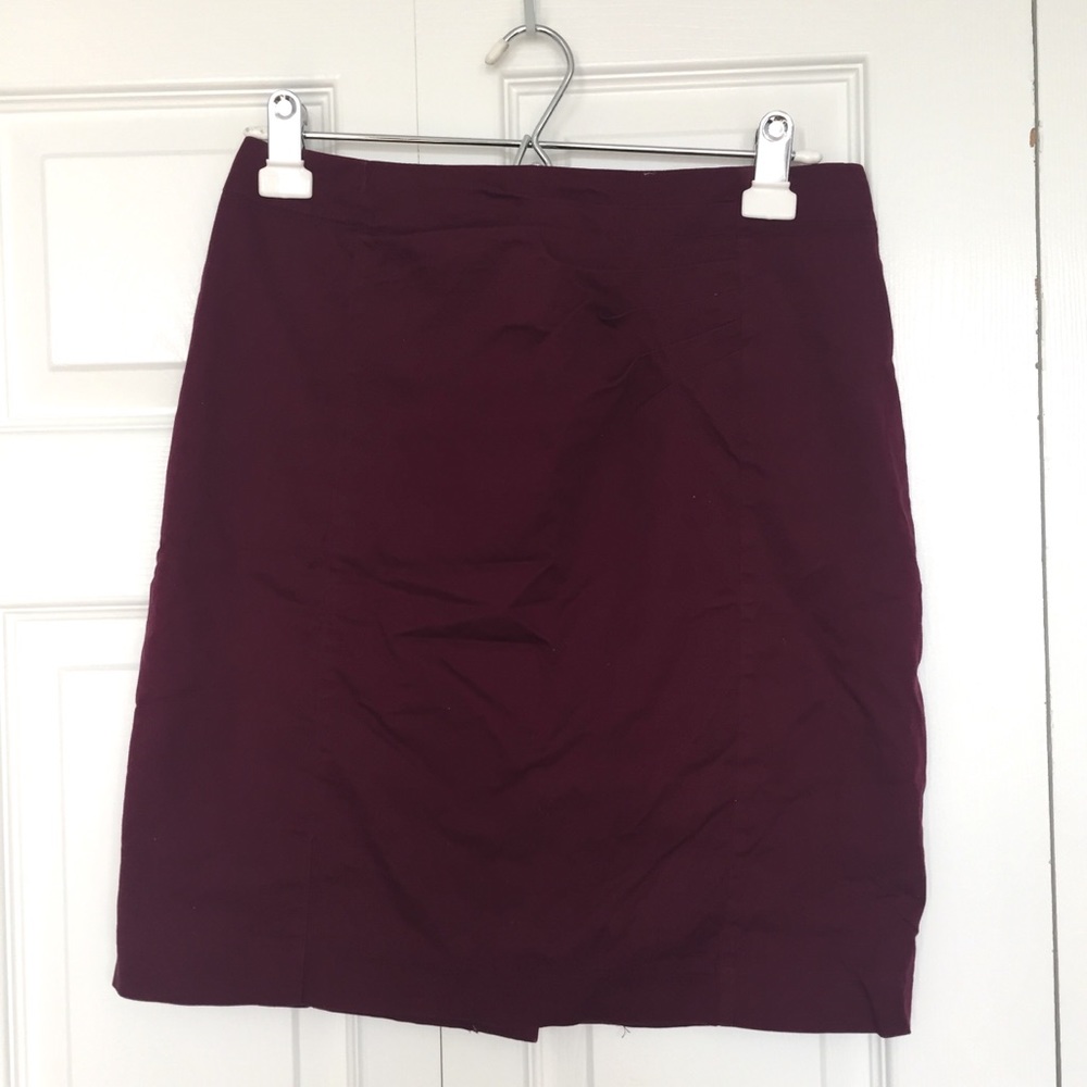*3 for $12 sale* Banana Republic plum pencil skirt